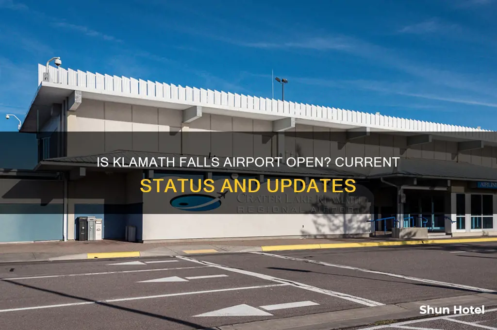 is klamath falls airport open