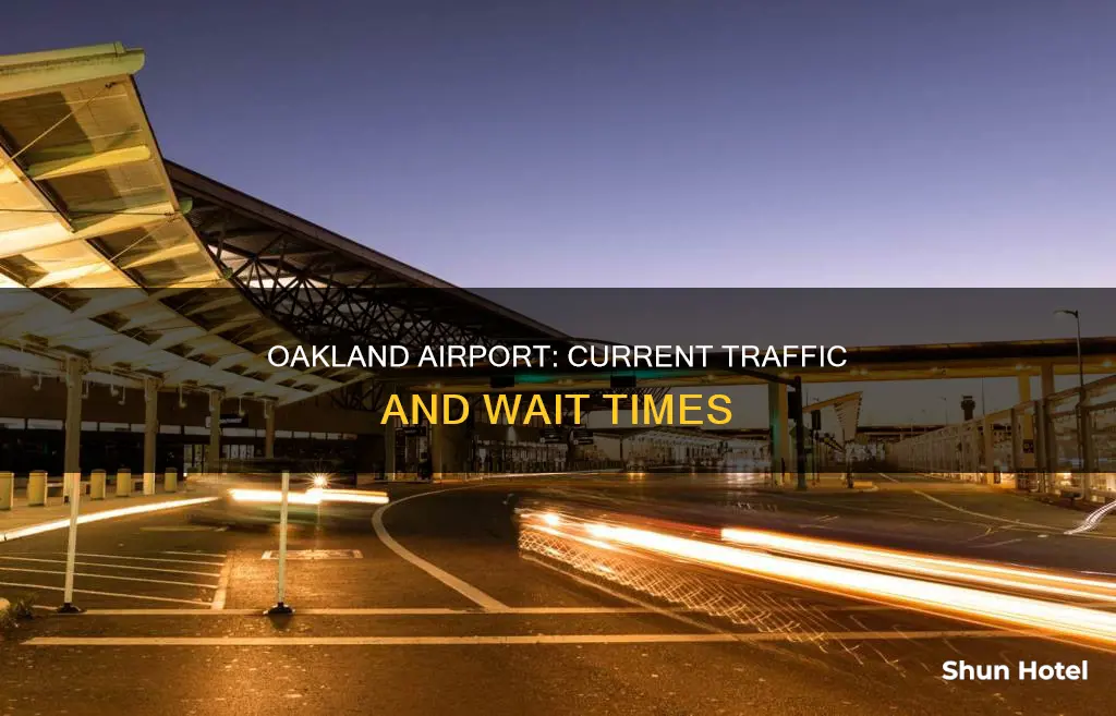 is oakland airport busy right now
