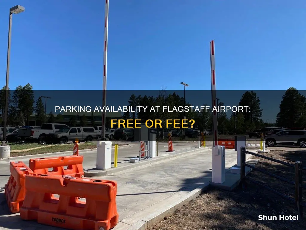 is partking free at flagstaff airport