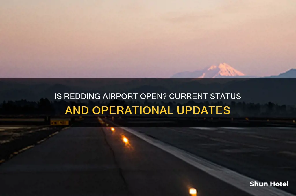 is redding airport open