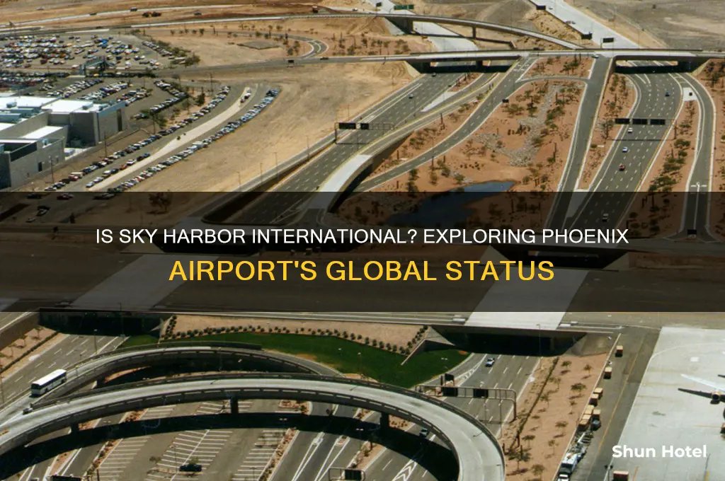 is sky harbor an international airport