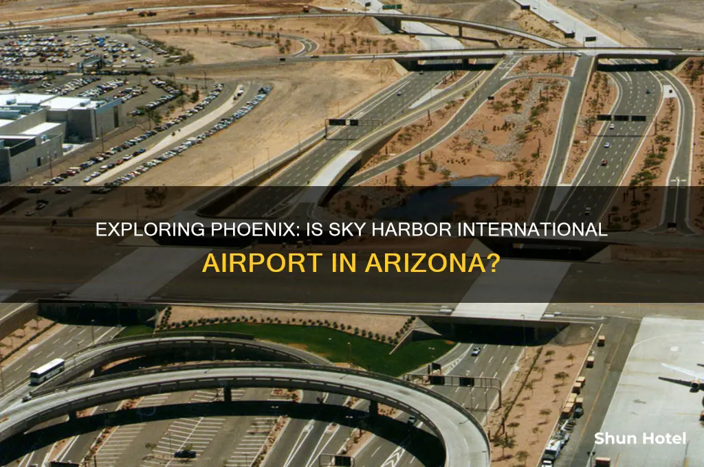 is sky harbor international airport in phoenix arizona