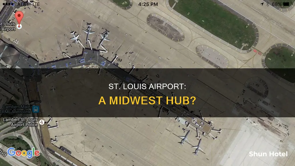 is st louis airport a hub