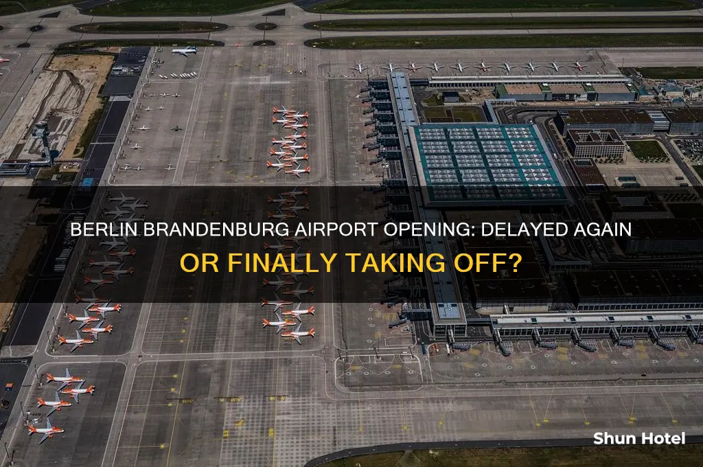 is the berlin brandenburg airport opening