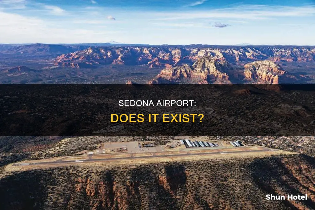 is there a airport in sedona