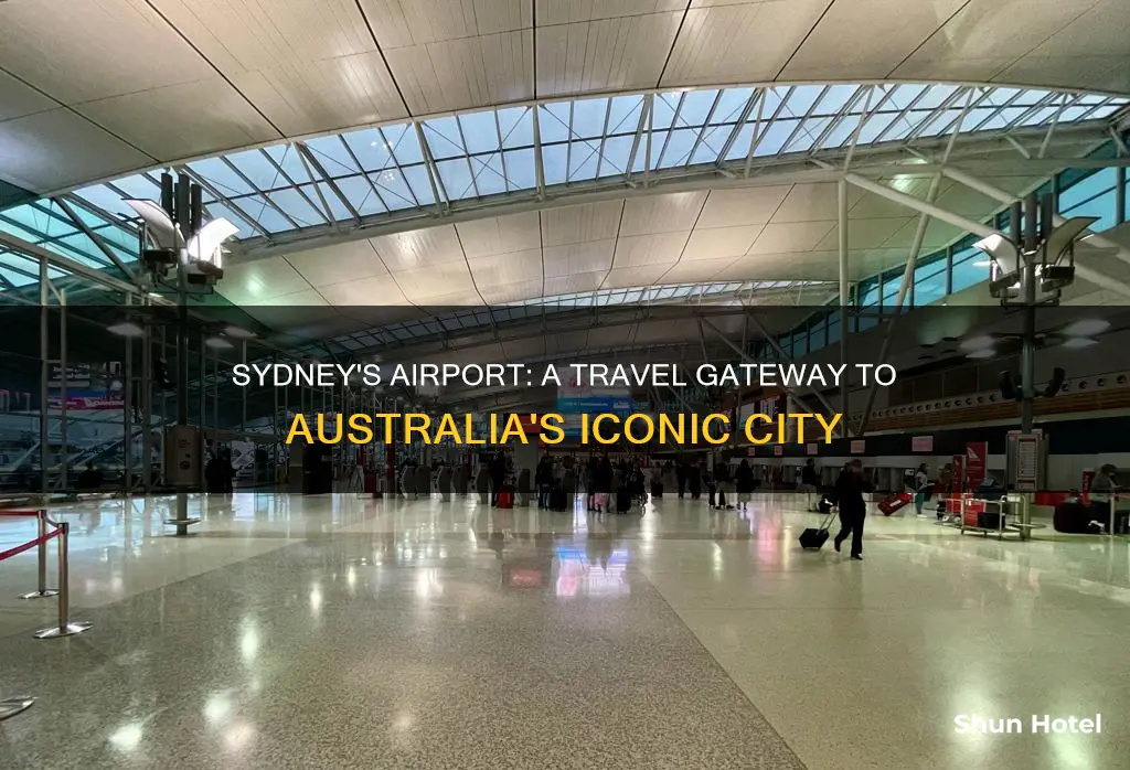 is there a airport in sydney