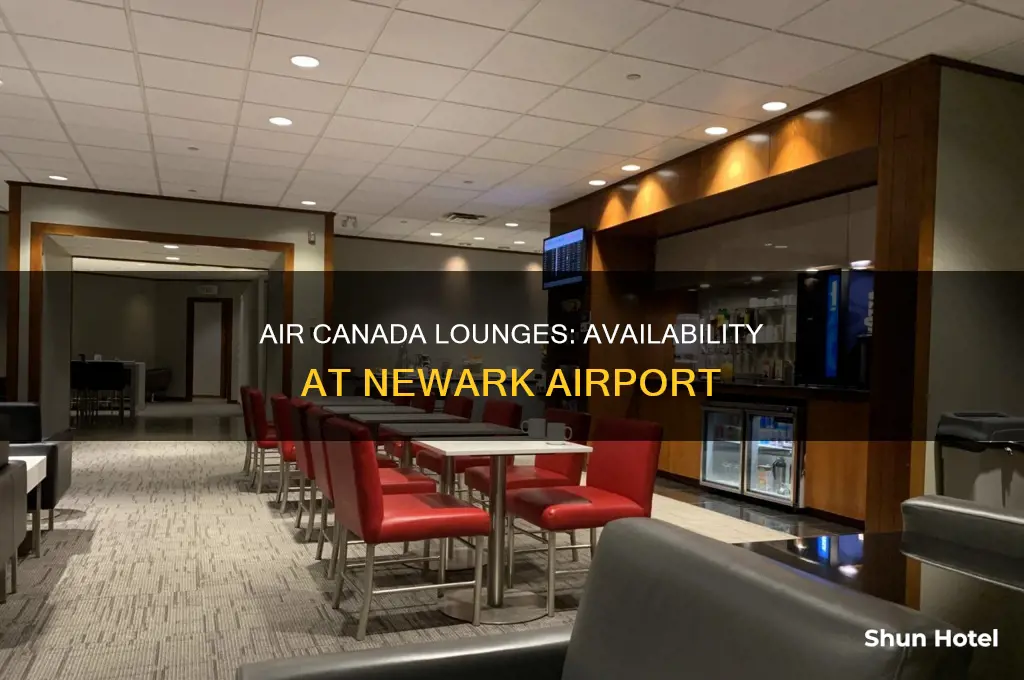 is there an air canada lounge in newark airport