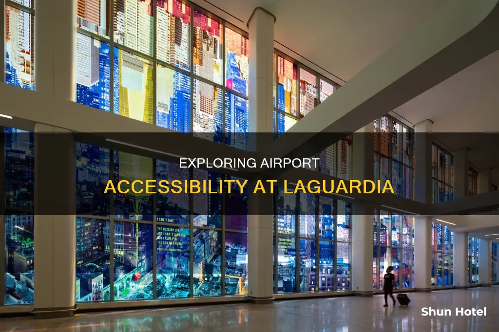 is there an airport at laguardia