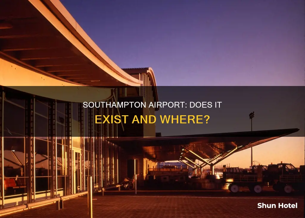 is there an airport at southampton