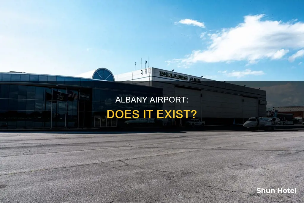 is there an airport in albany