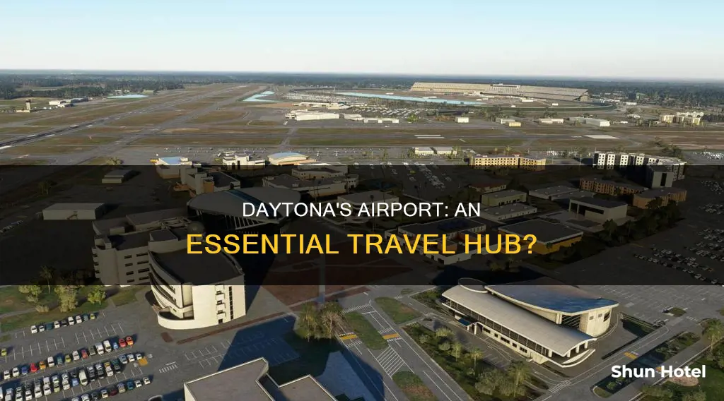 is there an airport in daytona
