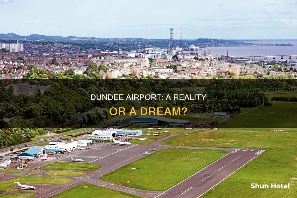 is there an airport in dundee