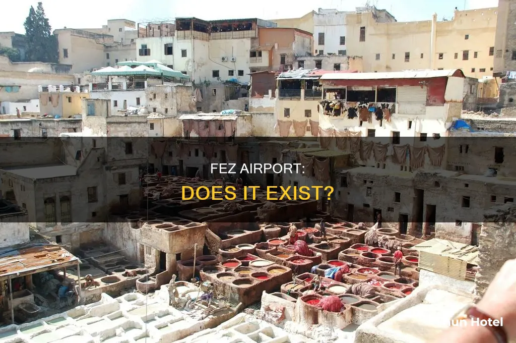 is there an airport in fez