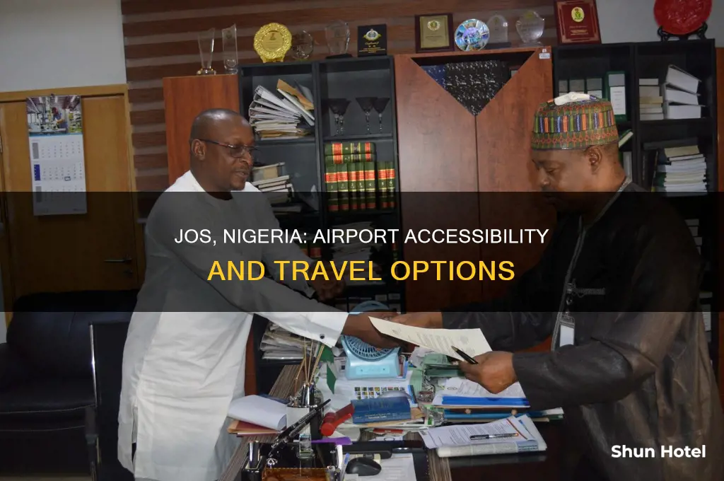 is there an airport in jos