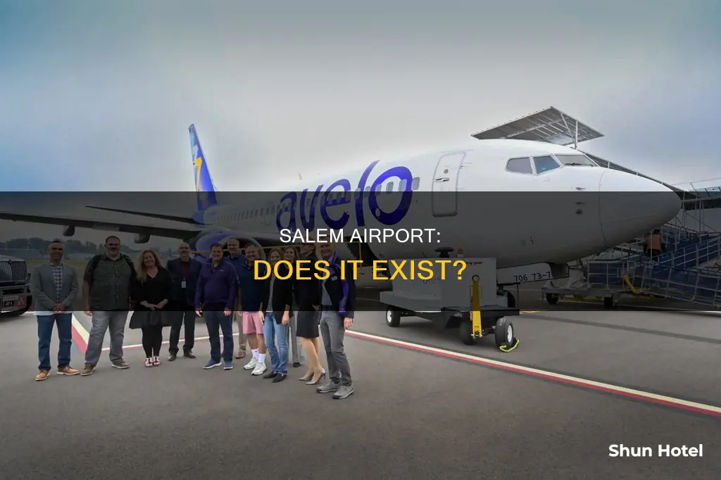 is there an airport in salem