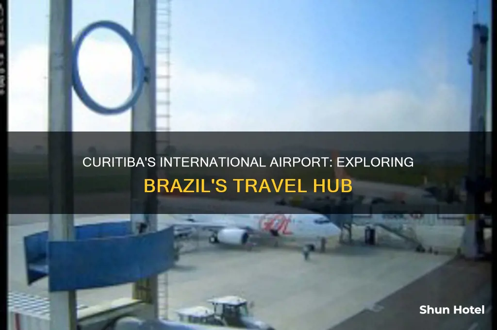is there an international airport in curitiba brazil