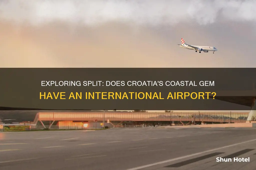 is there an international airport in split