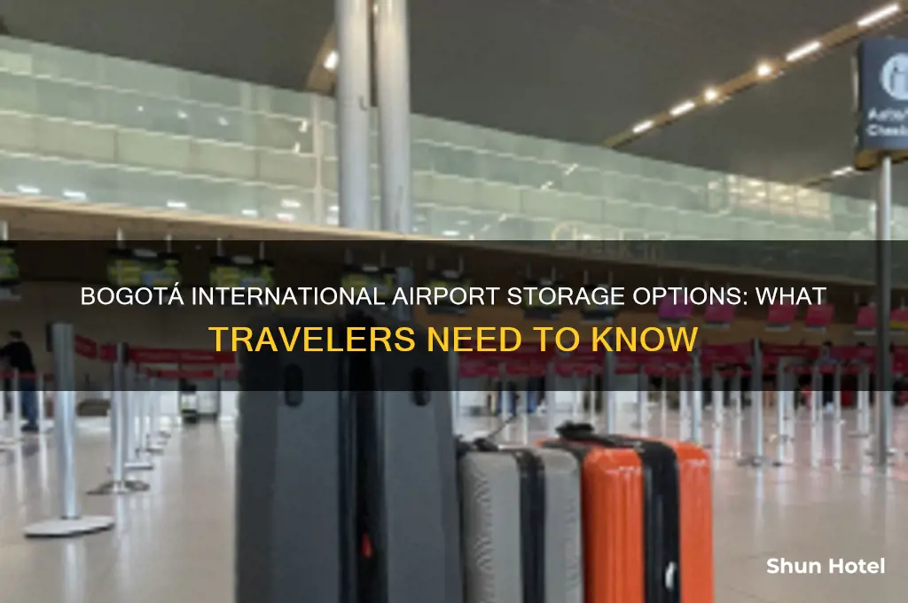 is there storage in bogota international airport
