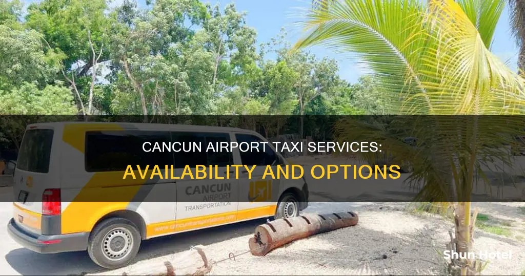 is there taxis in cancun airport
