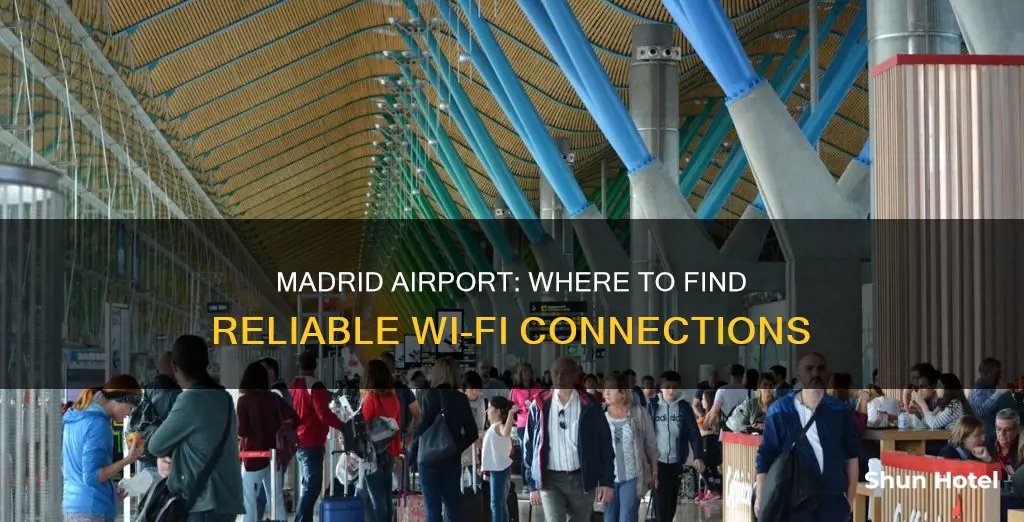 is there wifi in madrid airport
