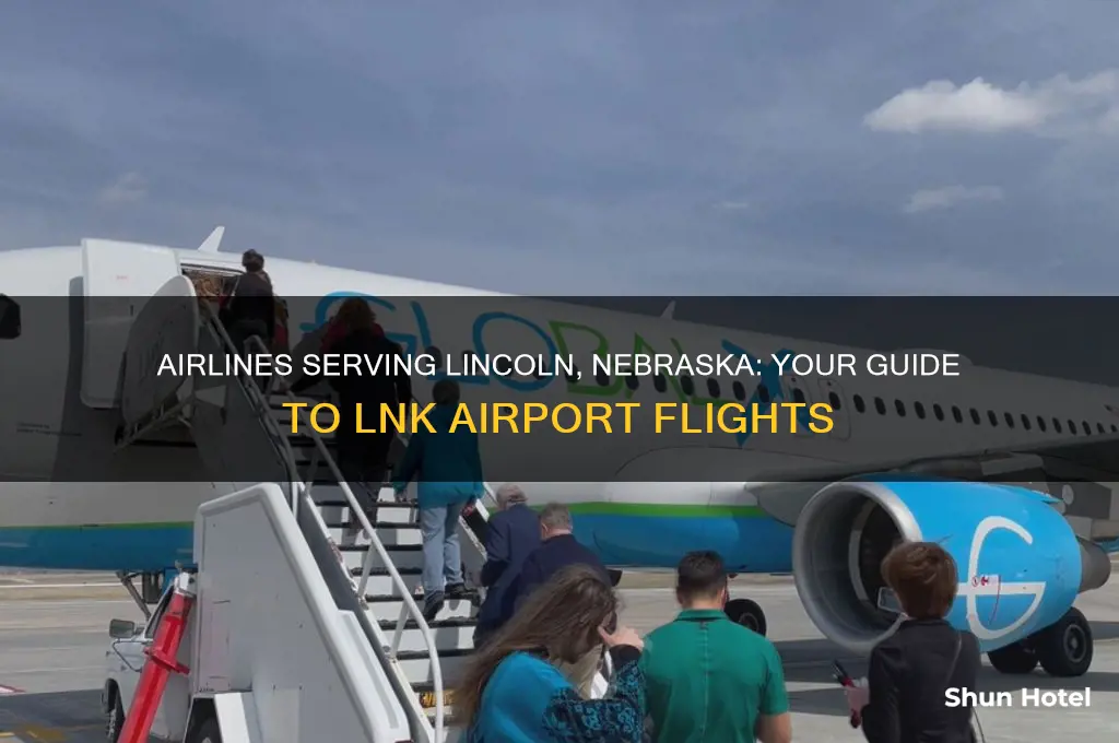 what airlines fly into lincoln nebraska airport