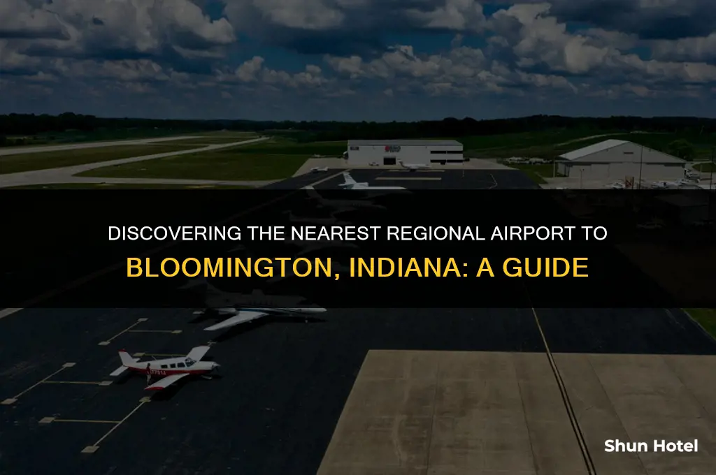 what airlines the closest regional airport to bloomington indiana