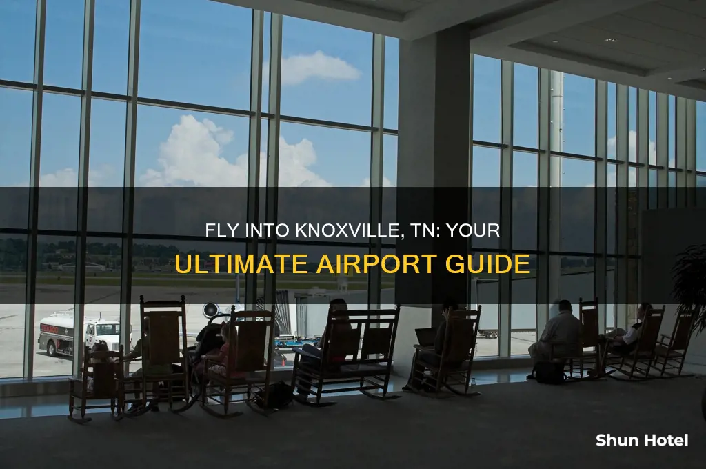 what airport do you fly into for knoxville tn
