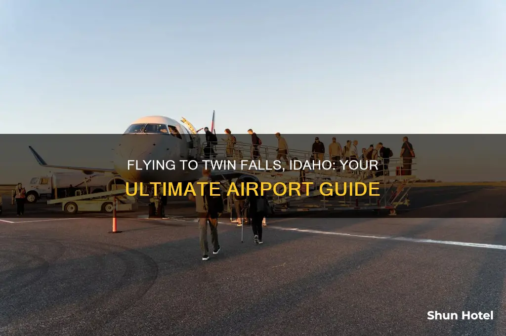 what airport do you fly into for twin falls idaho