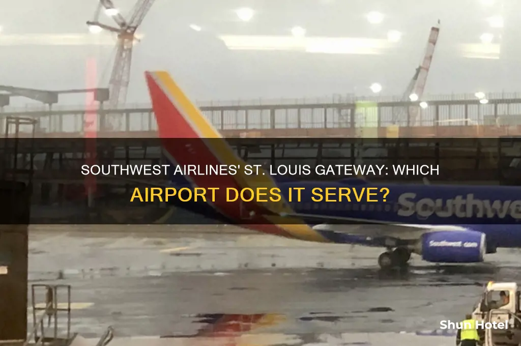what airport does southwest fly into in st louis