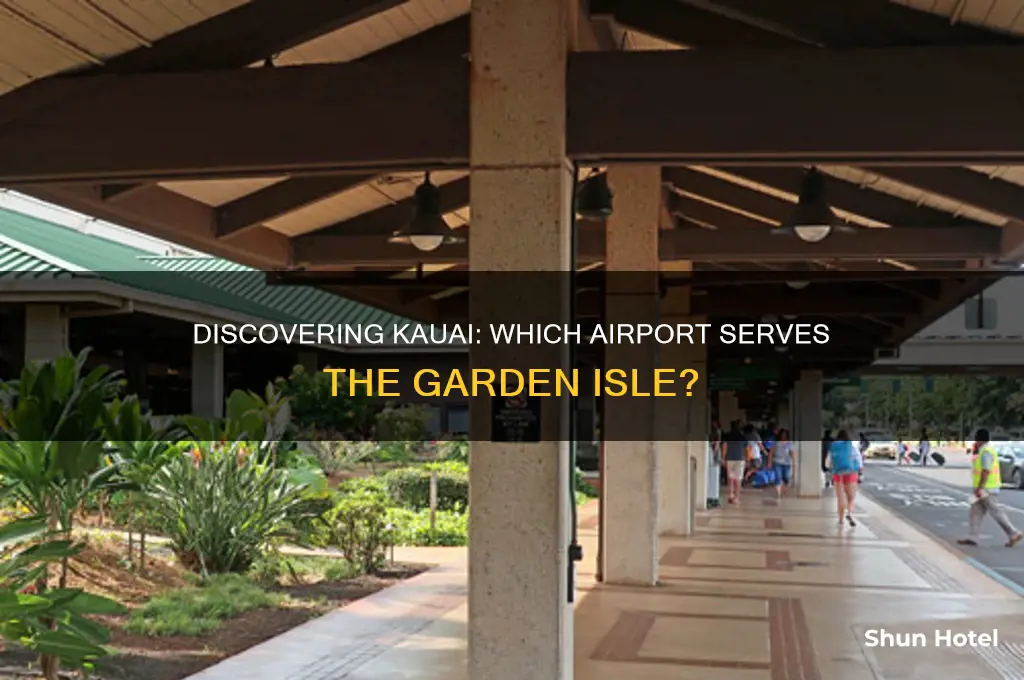 what airport flies into kauai
