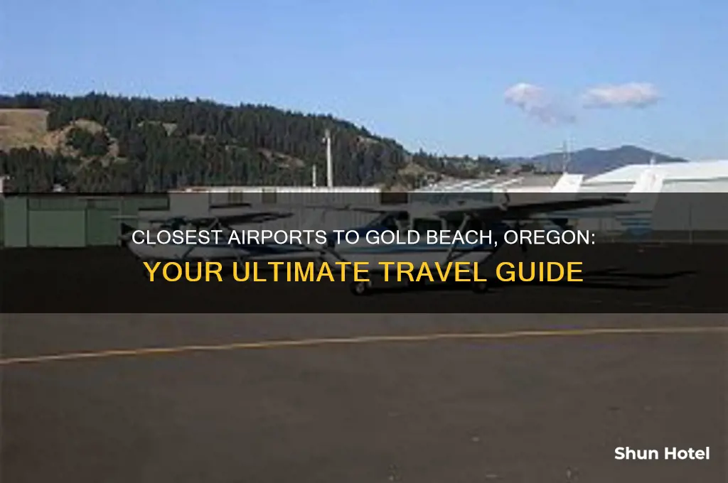 what airport fly into gold beach oregon
