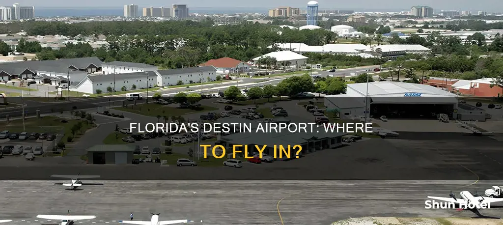 what airport goes to destin florida