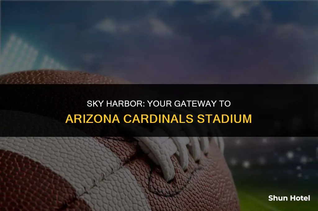 what airport is closest to arizona cardinals stadium