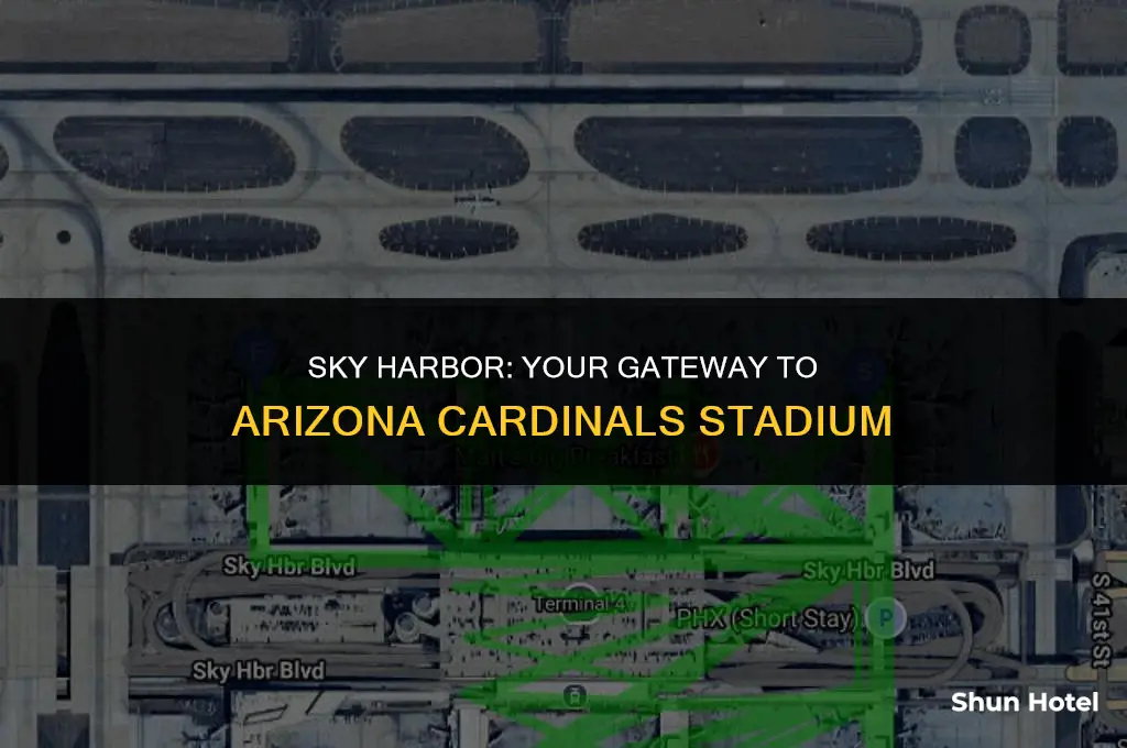 what airport is closest to arizona cardnials stadium