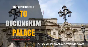 Discovering London: The Nearest Airport to Buckingham Palace