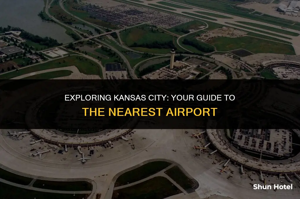 what airport is closest to kansas city kansas