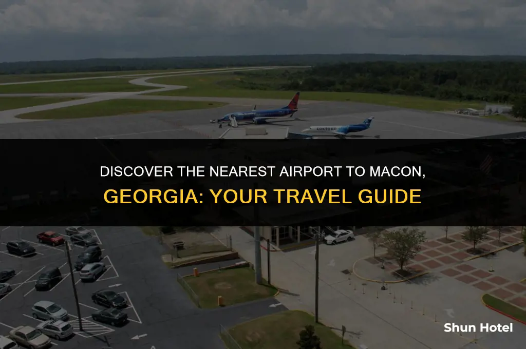 what airport is closest to macon georgia