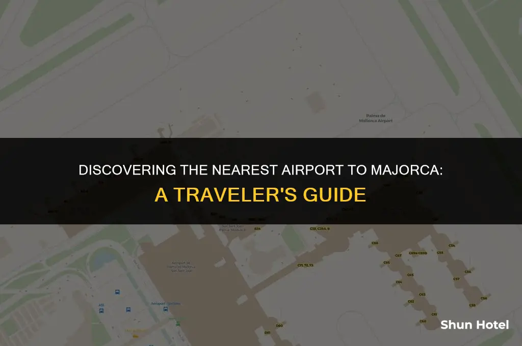what airport is closest to majorca