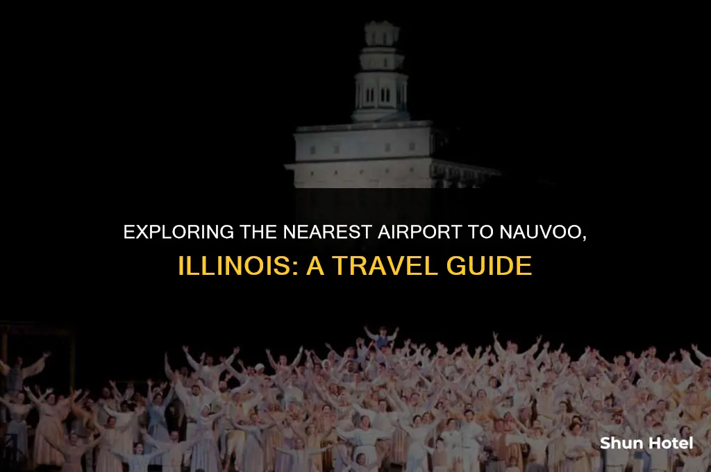 what airport is closest to nauvoo illinois
