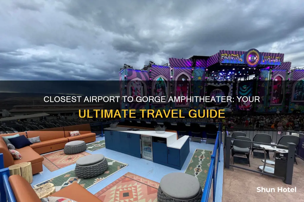 what airport is closest to the gorge amphitheater