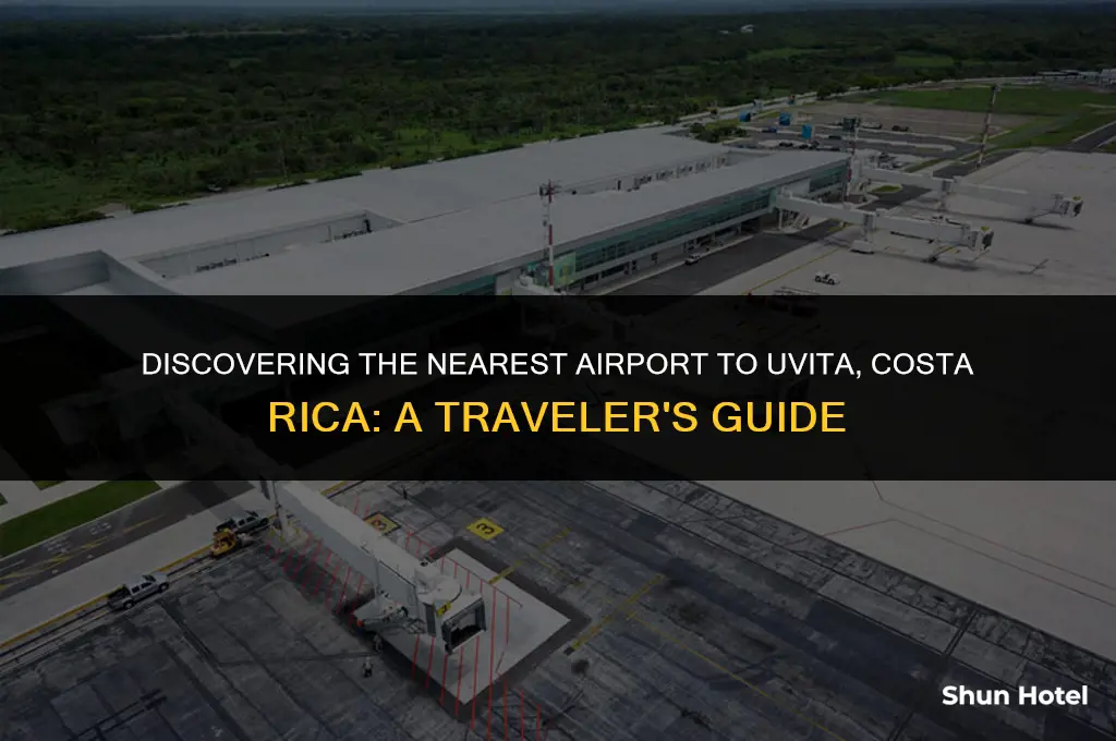 what airport is closest to uvita costa rica