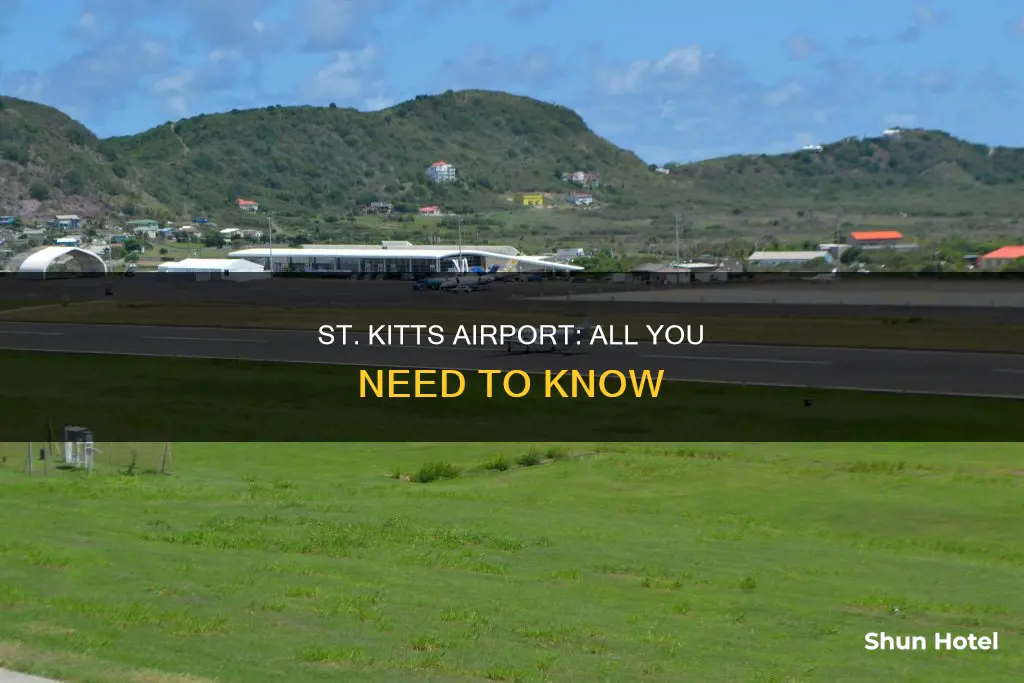 what airport is in st kitts
