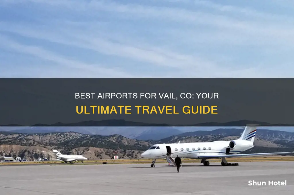 what airport to fly to vail co