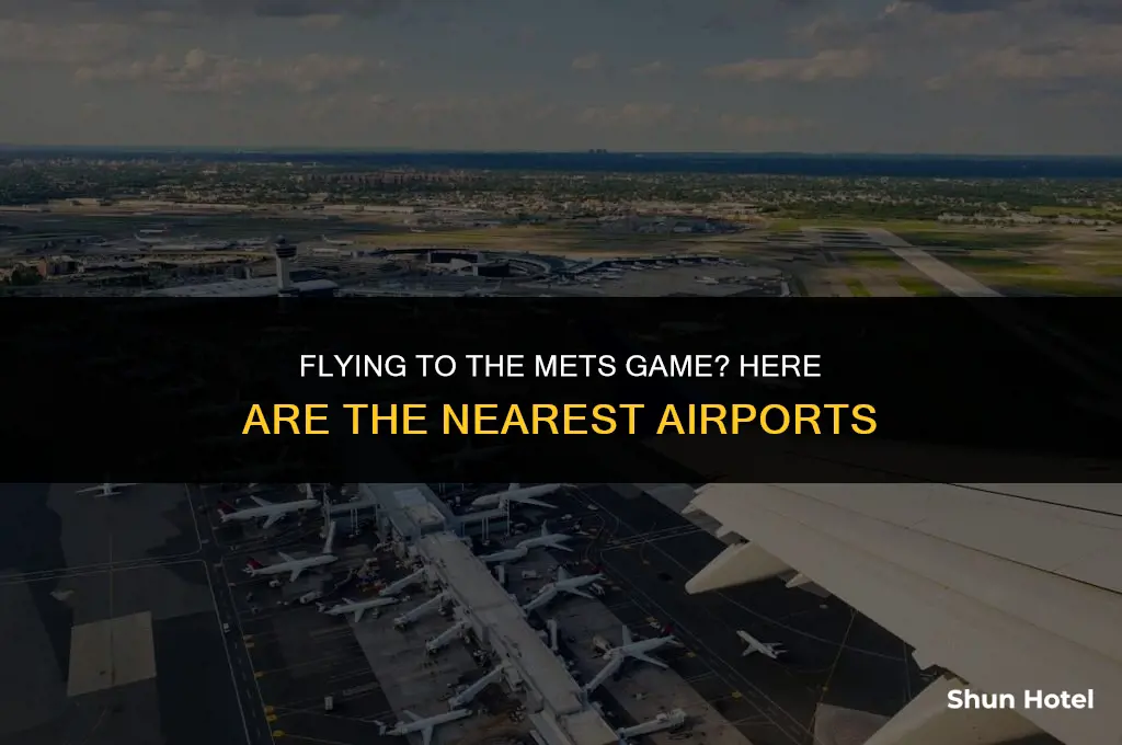what airports are closest to new york mets field