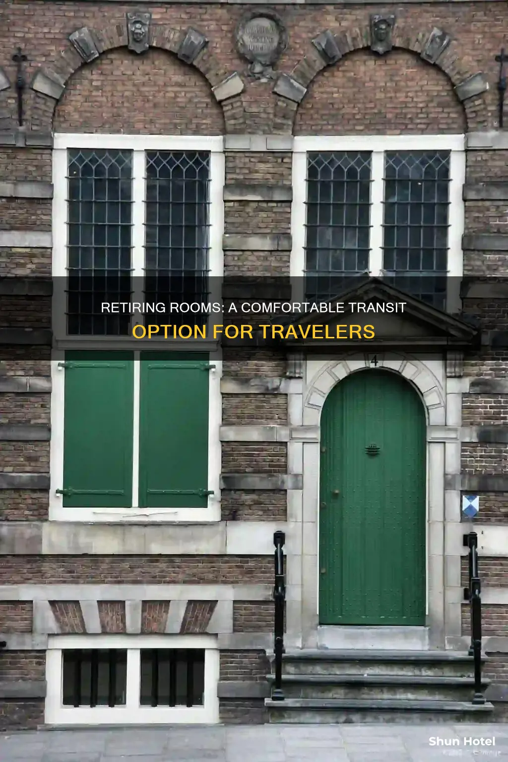what are railway airport retiring rooms