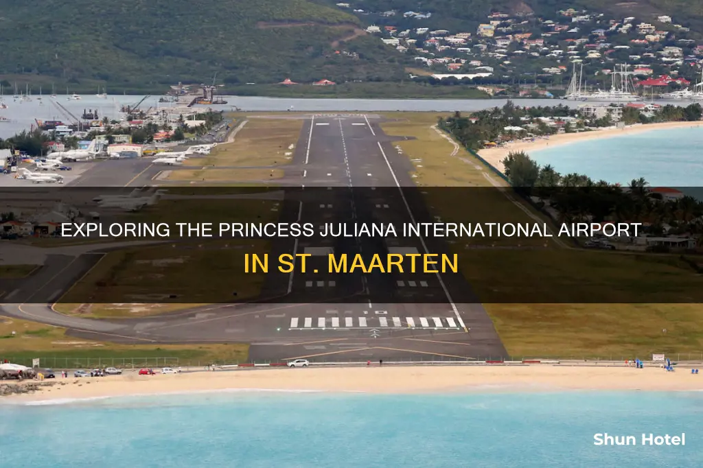 what is airport phillipsburg saint maarten