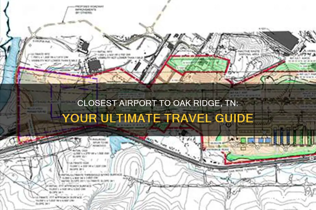 what is closest airport to oakridge tn