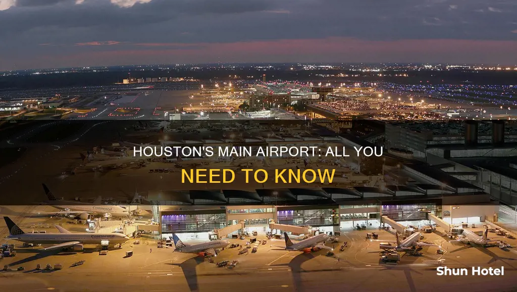 what is main airport in houston