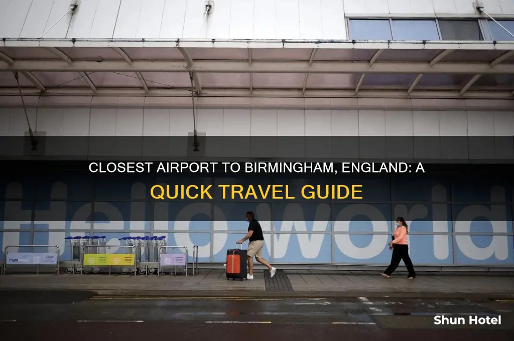 what is the closest airport to birmingham england
