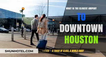 Closest Airport to Downtown Houston: Your Quick Travel Guide